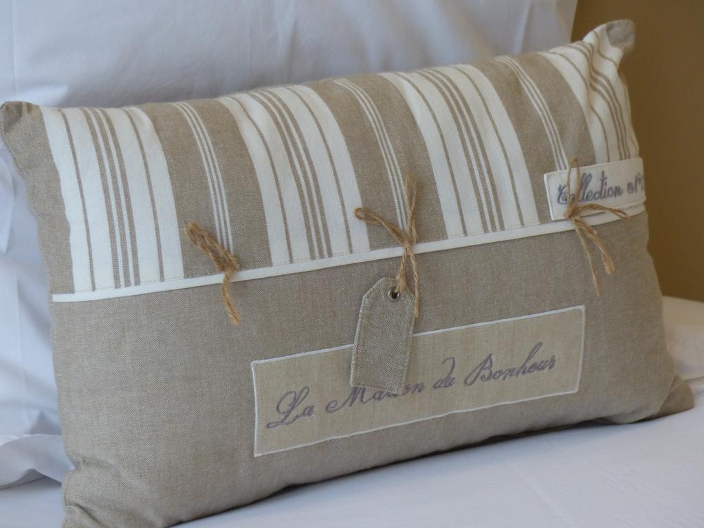 Bed and Breakfast La Cour Des Carmes Арас Екстер'єр фото