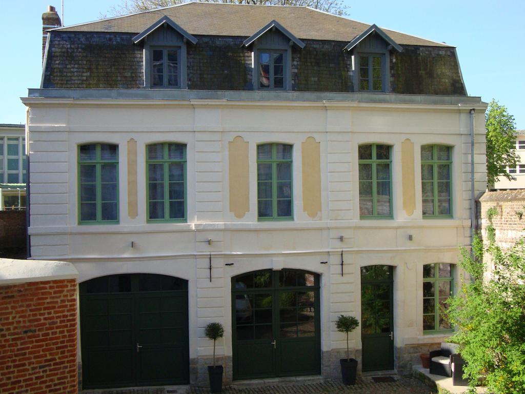 Bed and Breakfast La Cour Des Carmes Арас Екстер'єр фото